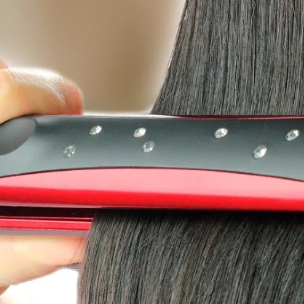 Plancha de Cabello Mallory Red Diamond