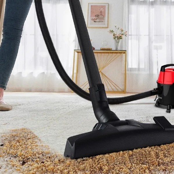 Aspiradora Midea 15 L. Agua / Polvo 1.400 W.